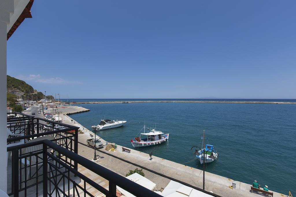 Samaina Port Hotel Karlovassi Exterior foto